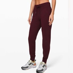 Lululemon ready to rulu joggers 29” in garnet